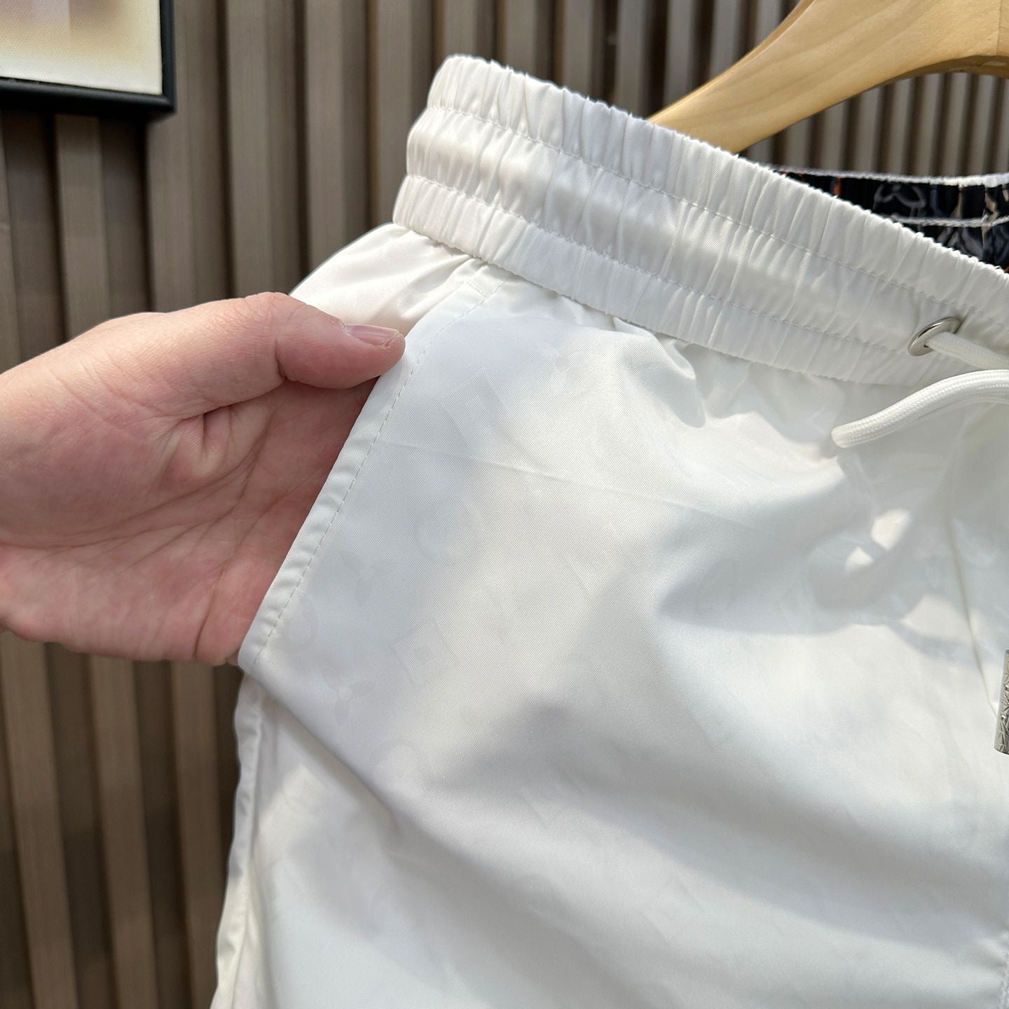 【#A353】Subtle All Over Print Embroidery Quick Dry Shorts, Unisex Elastic Drawstring Thin Casual Beach Shorts