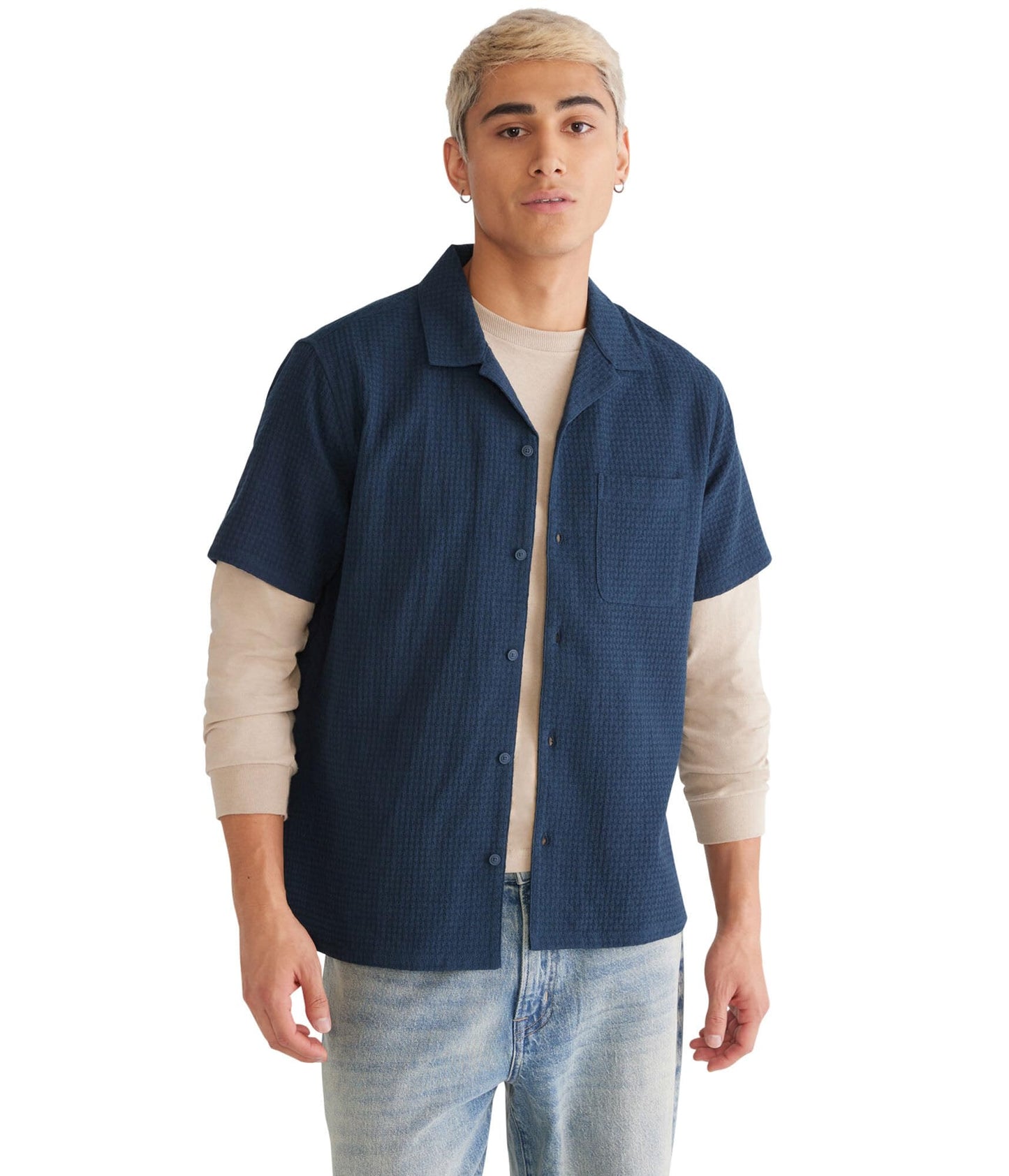 HOTAEROPOSTALE Men's Short Sleeve Textured Shirt