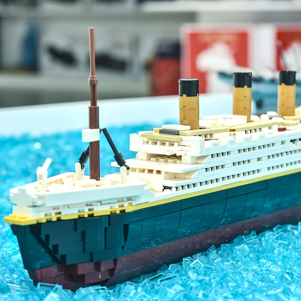 Large Titanic Model Building Block Kit, 1333 Pieces Adults Challenging Huge Titanic Cruise Ship Model Building Set Toys