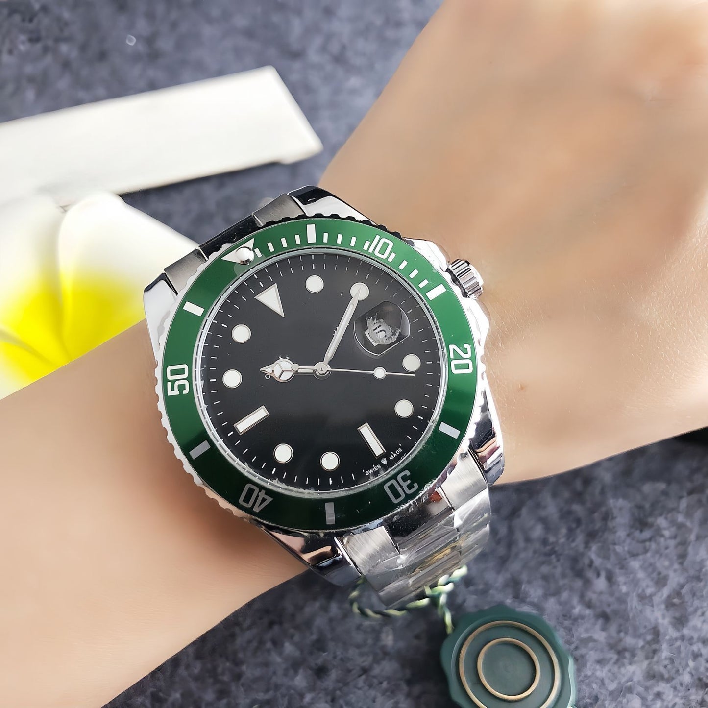 【#A16】Business Stainless Steel Band Quartz Wristwatch, Trendy Waterproof Versatile Timepiece