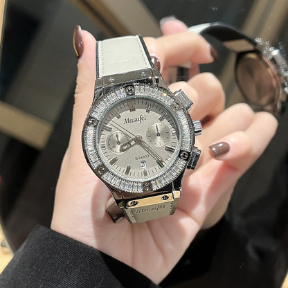 Niche Ins Style Full Diamond Three-Eye Chronograph Watch, Diamond-Encrusted Leather Strap Quartz Wristwatch for Daily Wear