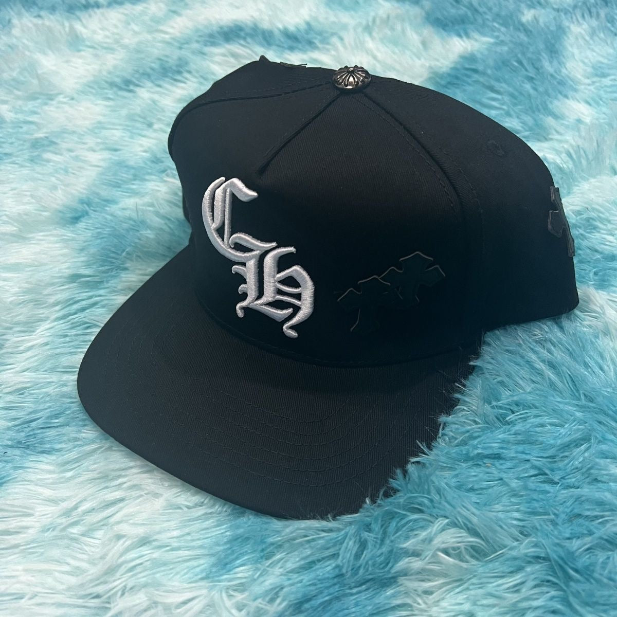 American Retro Cross Embroidered Flat-Brim Baseball Cap, Streetwear Gothic Letter Hip-Hop Hat, Unisex Versatile Trucker Hat
