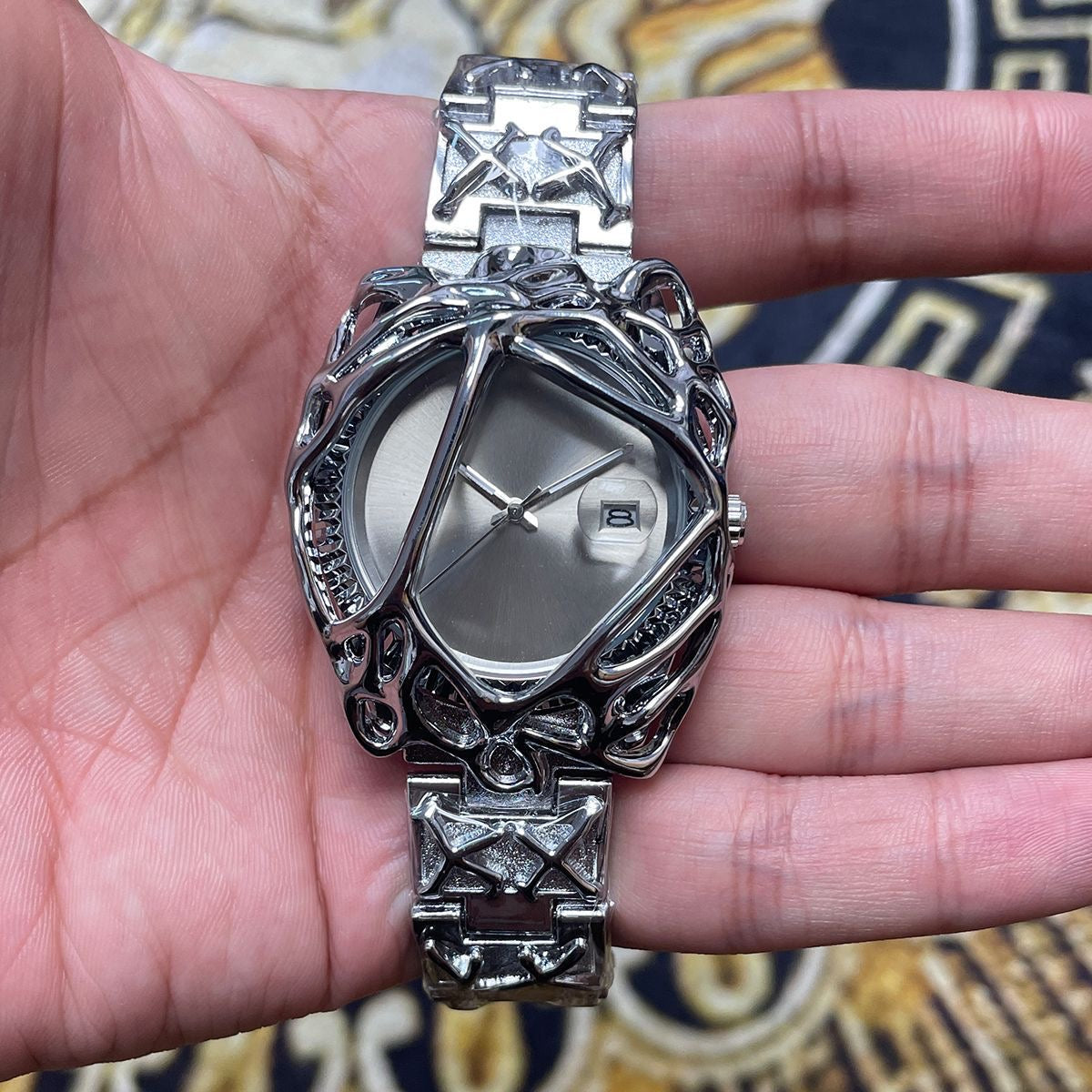 Unique Hollow Metal Skeleton Men's Watch, Vintage Sculpted Steel Band Wristwatch, Niche Edgy Versatile Quartz Watch