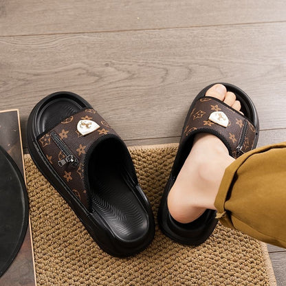 Retro Monogram Print Thick-Sole Slippers, Trendy Zipper & Badge Slide Sandals, Summer Non-Slip Outdoor Slides