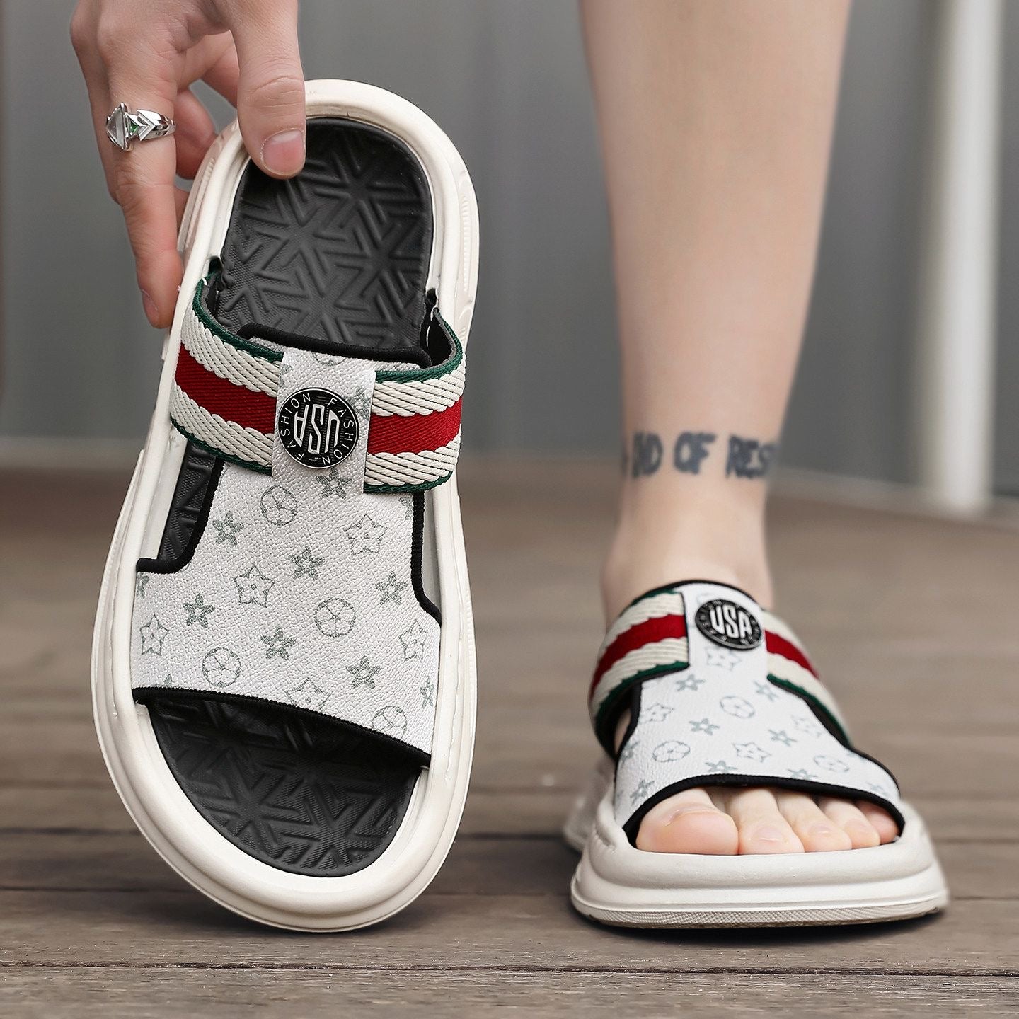 Retro Monogram Print Thick-Sole Slippers, Striped Webbing Slide Sandals, Summer Non-Slip Outdoor Slides