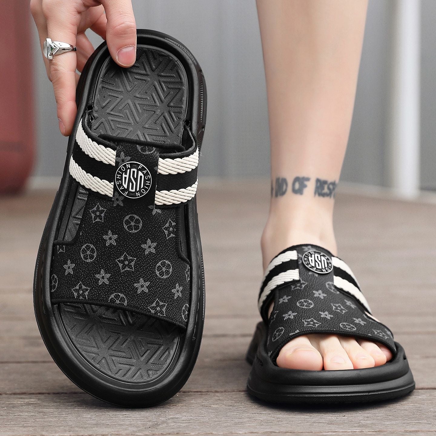 Retro Monogram Print Thick-Sole Slippers, Striped Webbing Slide Sandals, Summer Non-Slip Outdoor Slides