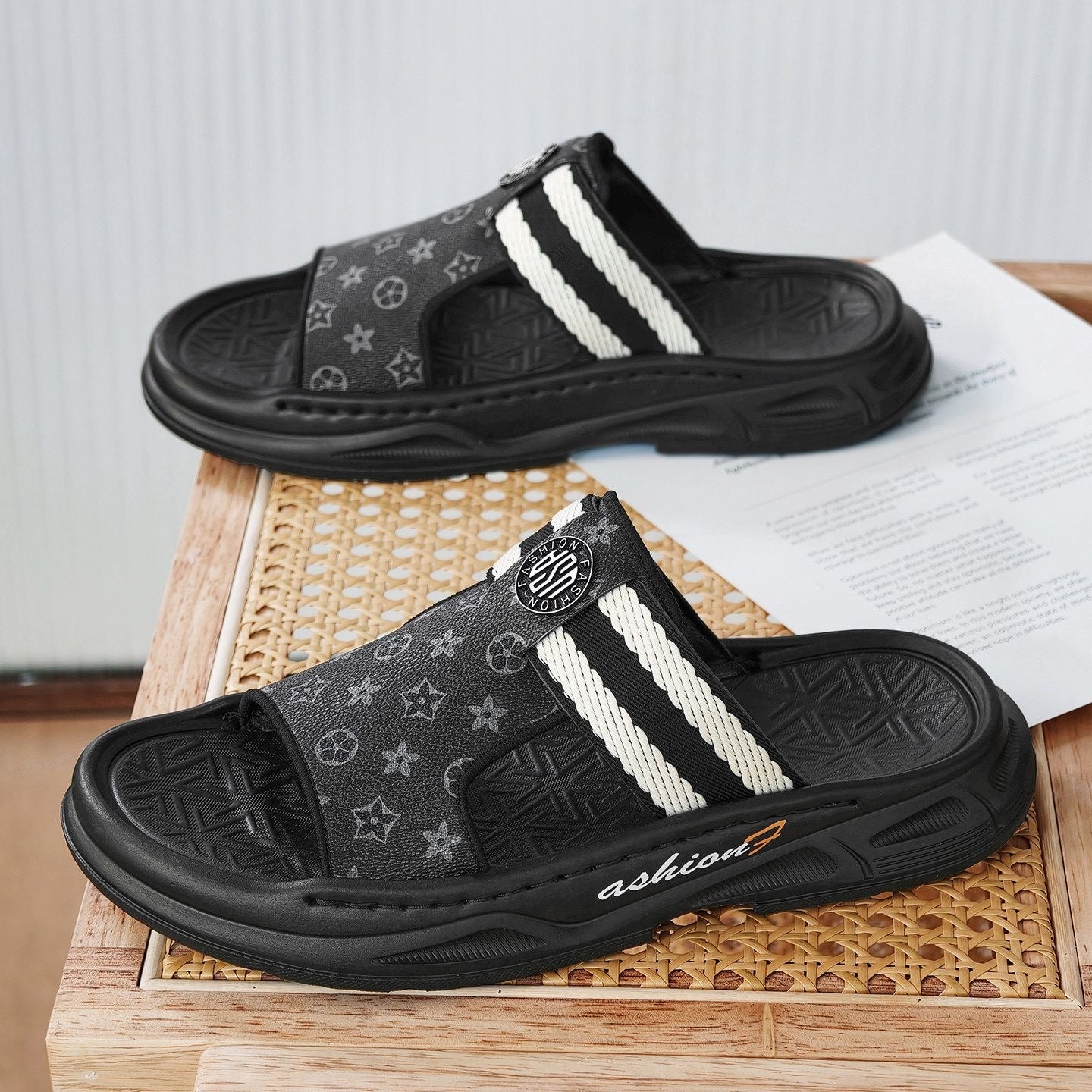 Retro Monogram Print Thick-Sole Slippers, Striped Webbing Slide Sandals, Summer Non-Slip Outdoor Slides