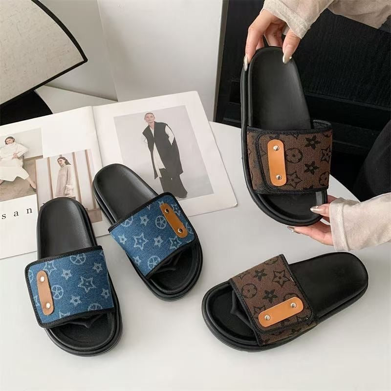 Retro Monogram Print Adjustable Slide Sandals, Thick-Sole Non-Slip Slides, Summer Casual Outdoor Slippers
