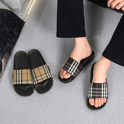 Classic Plaid Metal Logo Slides, Non-Slip Outdoor Slippers, Summer Casual Sandals
