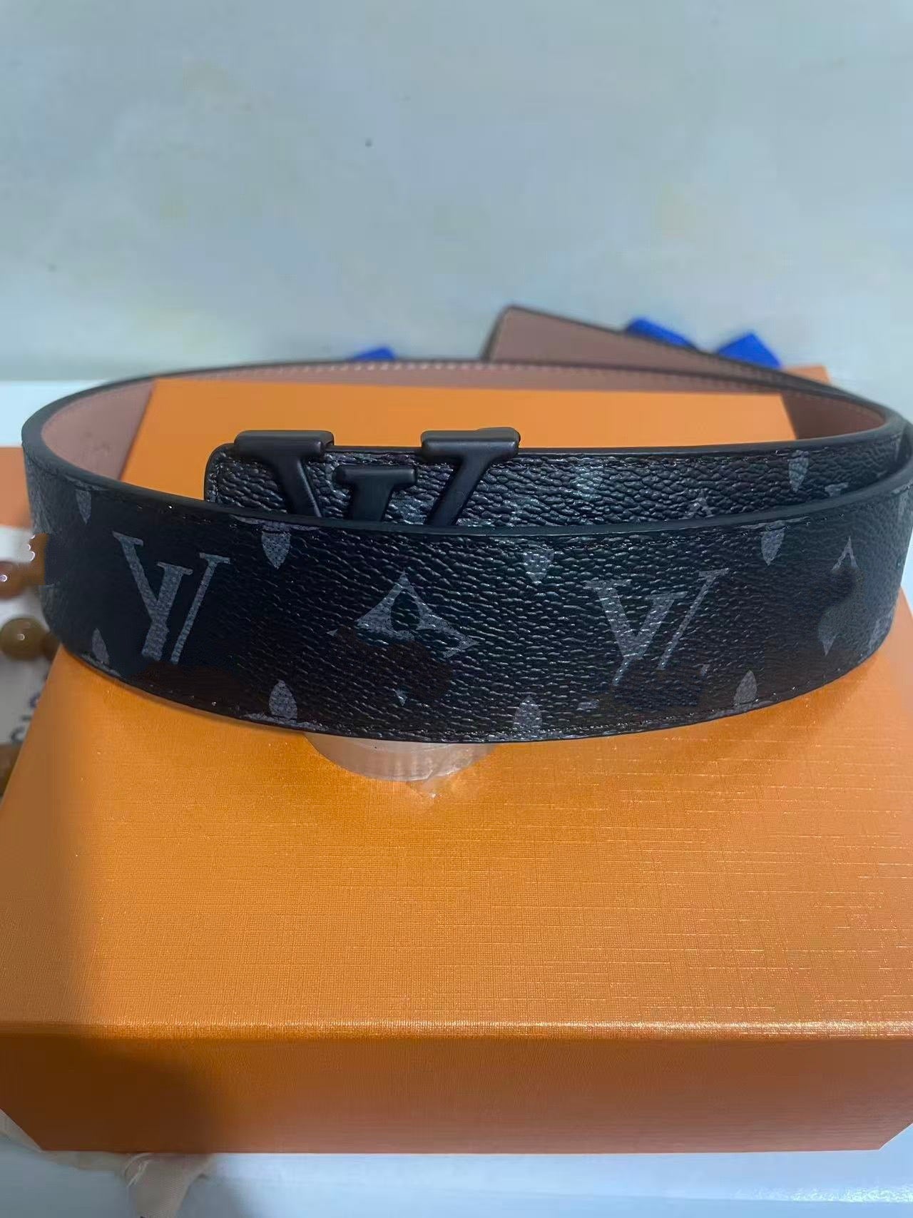 Men's Monogram/Check Pattern Pin-Buckle Belt, Casual Versatile Letter-Buckle Cowhide Strap, Durable Dress & Jean Belt