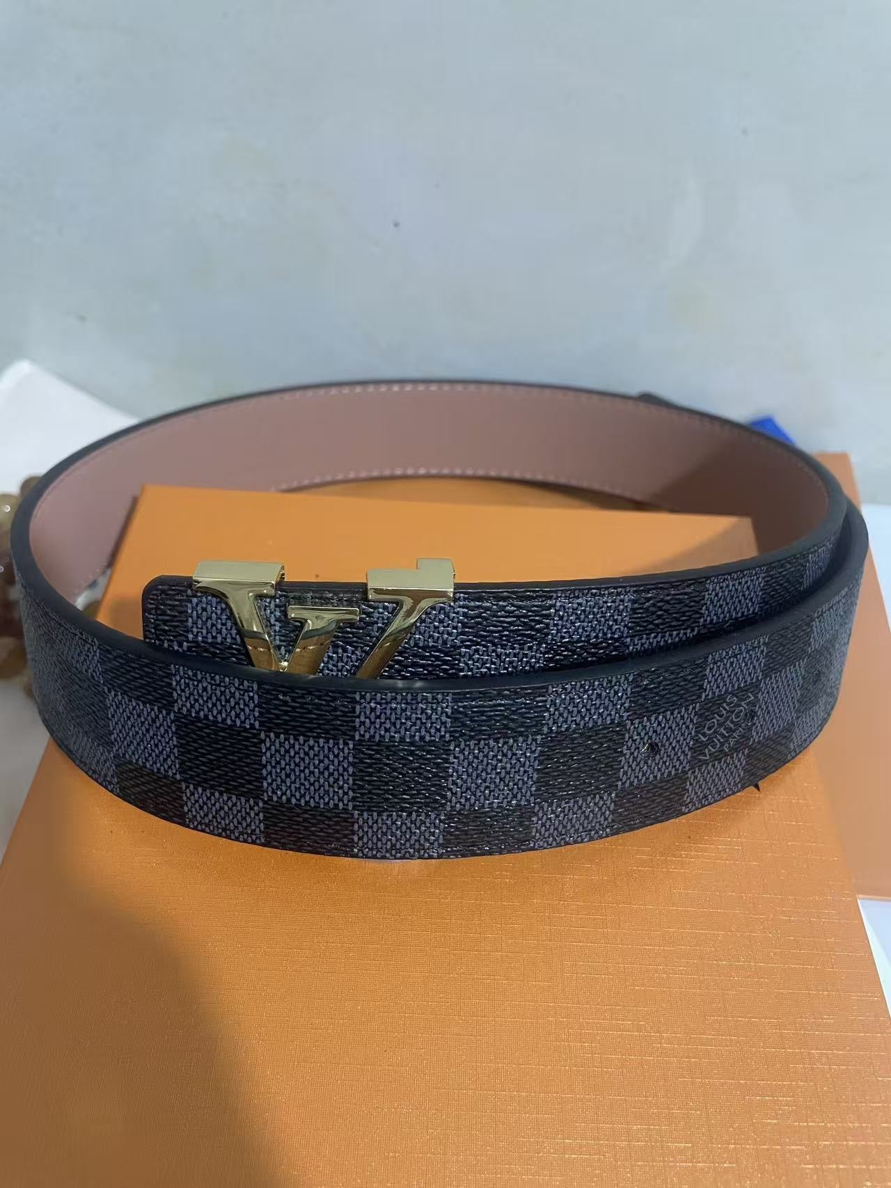 Men's Monogram/Check Pattern Pin-Buckle Belt, Casual Versatile Letter-Buckle Cowhide Strap, Durable Dress & Jean Belt