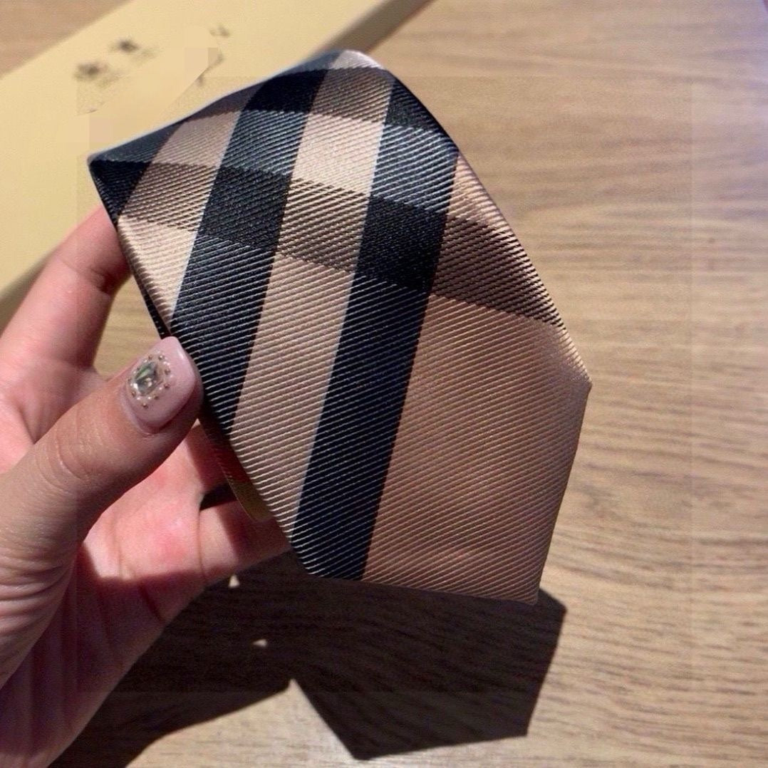 Classic Vintage Check Silk Necktie