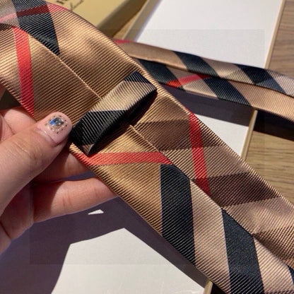 Classic Vintage Check Silk Necktie