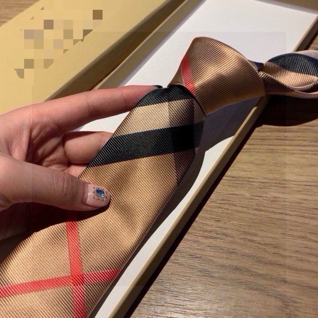 Classic Vintage Check Silk Necktie