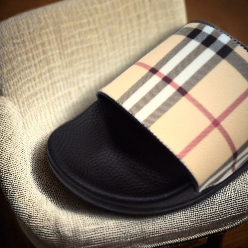 Vintage Check Leather Slide Sandals