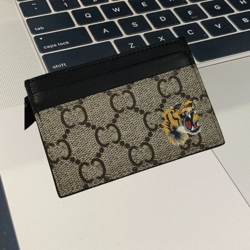 Animal Print Interlocking Pattern Card Holder