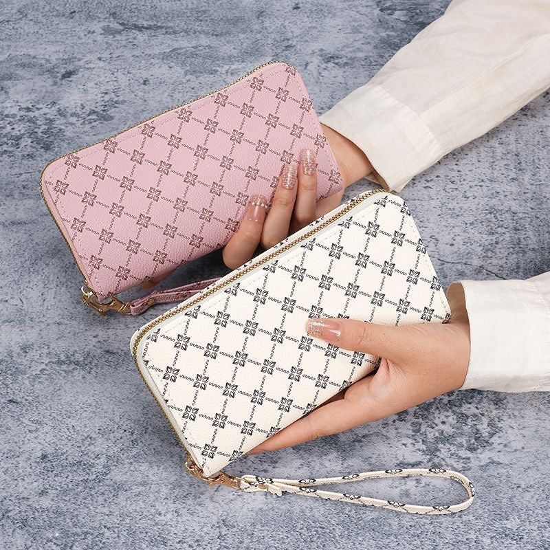 Four-leaf clover diamond-pattern zippered long wristband wallet