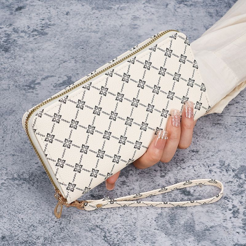 Four-leaf clover diamond-pattern zippered long wristband wallet