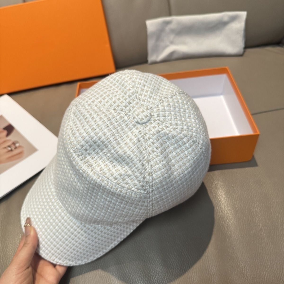 Woven Check Contrast Trim Casual Baseball Cap