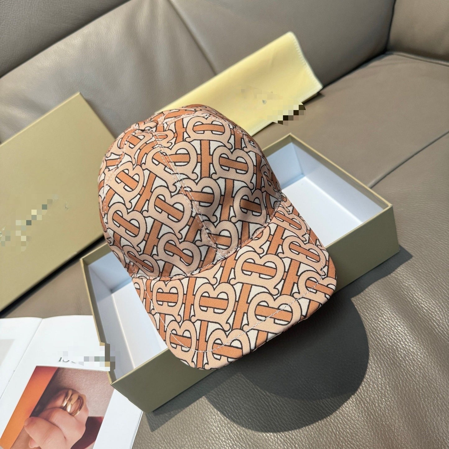 All-over Letter Print Casual Baseball Cap