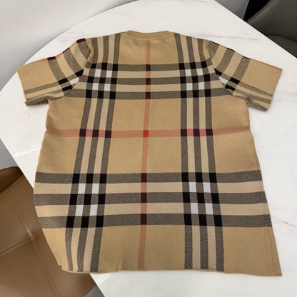 Classic Contrast Plaid Crew Neck Knit Short Sleeve Top