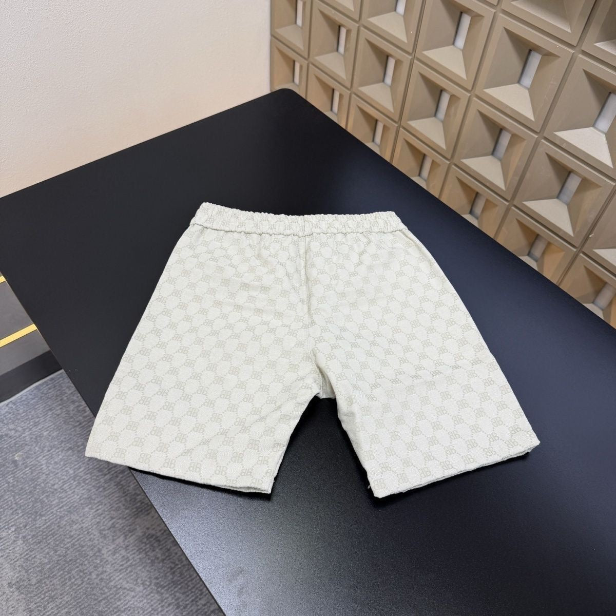 Allover Jacquard Print Drawstring Casual Knee-Length Shorts
