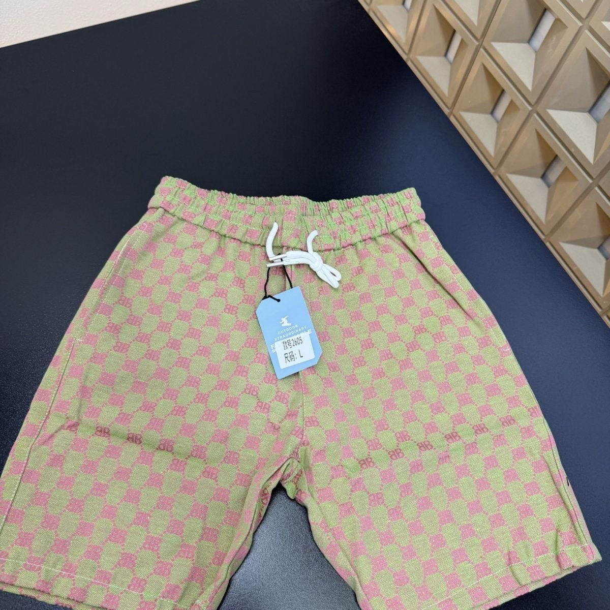 Allover Jacquard Print Drawstring Casual Knee-Length Shorts