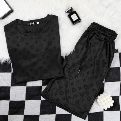 Subtle Allover Print Crew Neck Tee & Five-Point Shorts Set