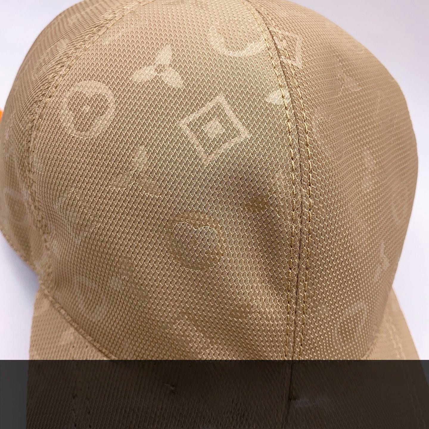 【#A266】Vintage Baseball Cap With All-Over Subtle Print