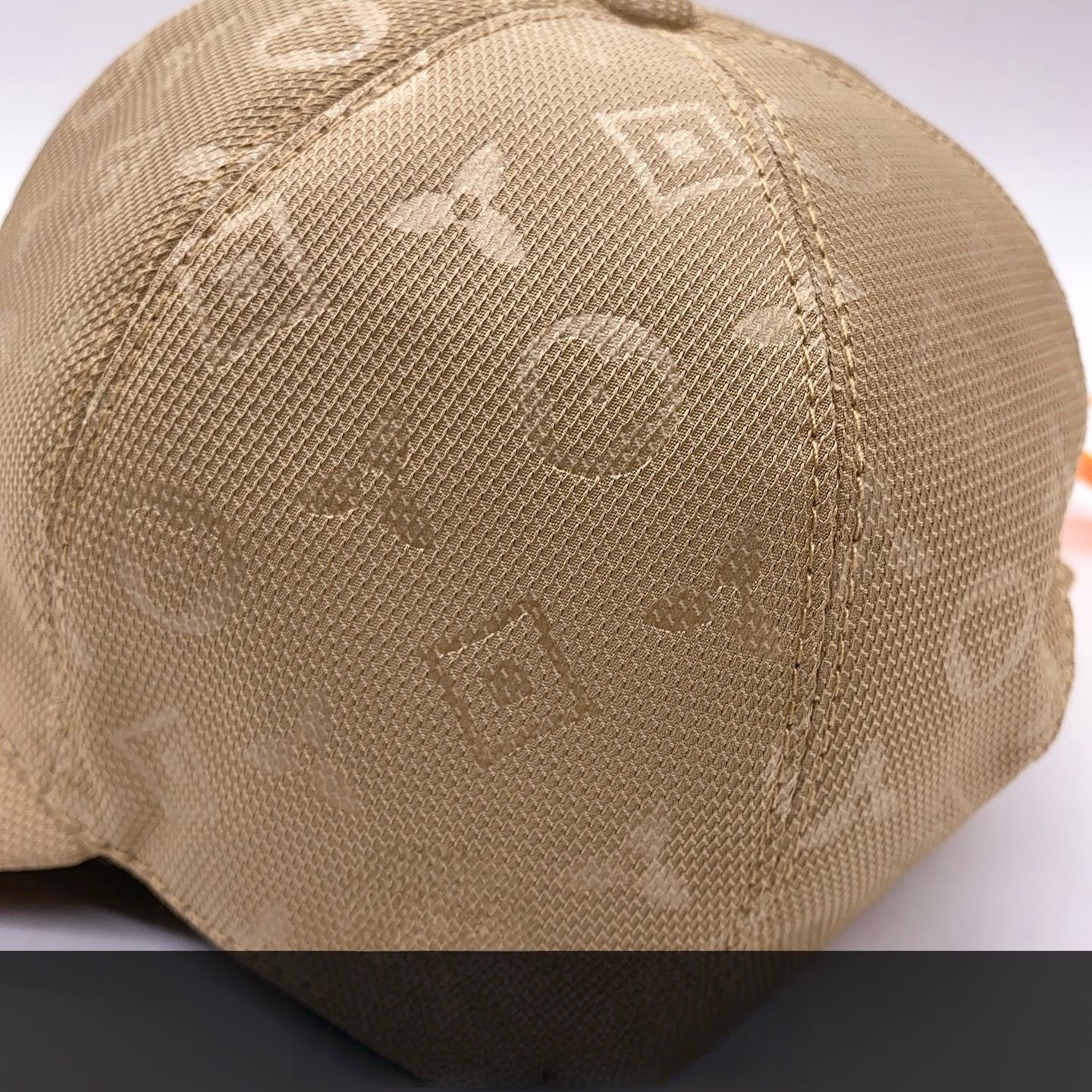 【#A266】Vintage Baseball Cap With All-Over Subtle Print