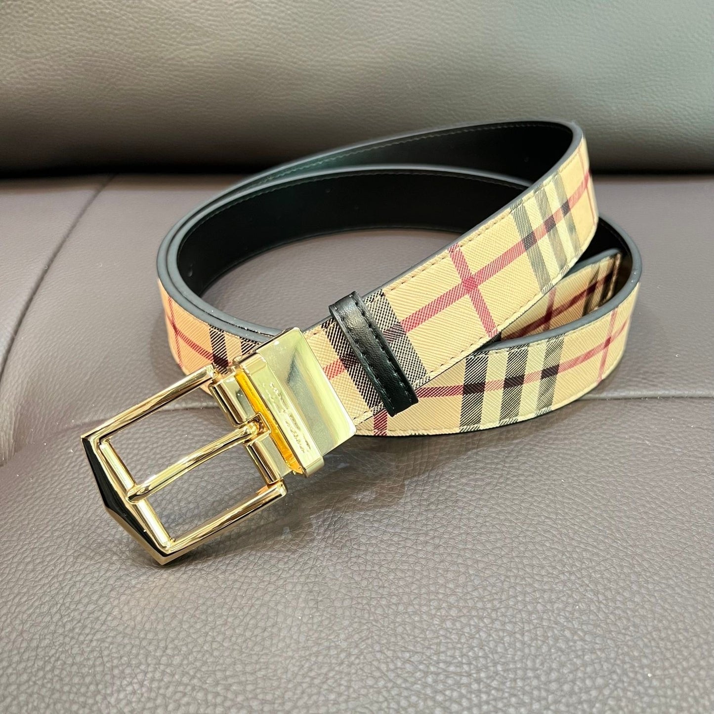 【#A298】Classic British Plaid Pin Buckle Leather Belt, Men's Business Reversible Luxury Waist Strap