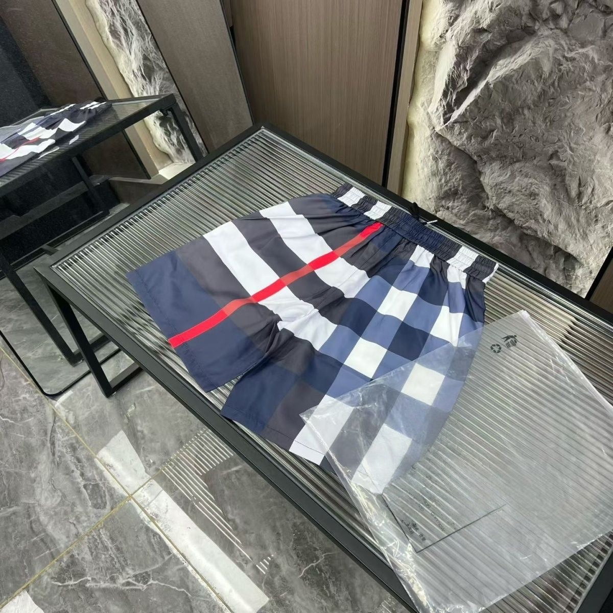 【#A310】Unisex Check Drawstring Elastic Waist Casual Five-Point Shorts