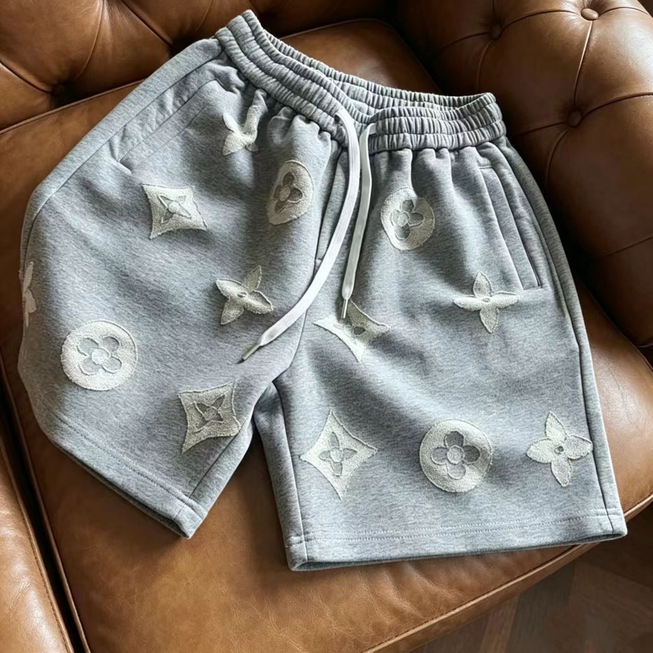 【#A333】3D Flocking Clover Drawstring Casual Five-Point Shorts