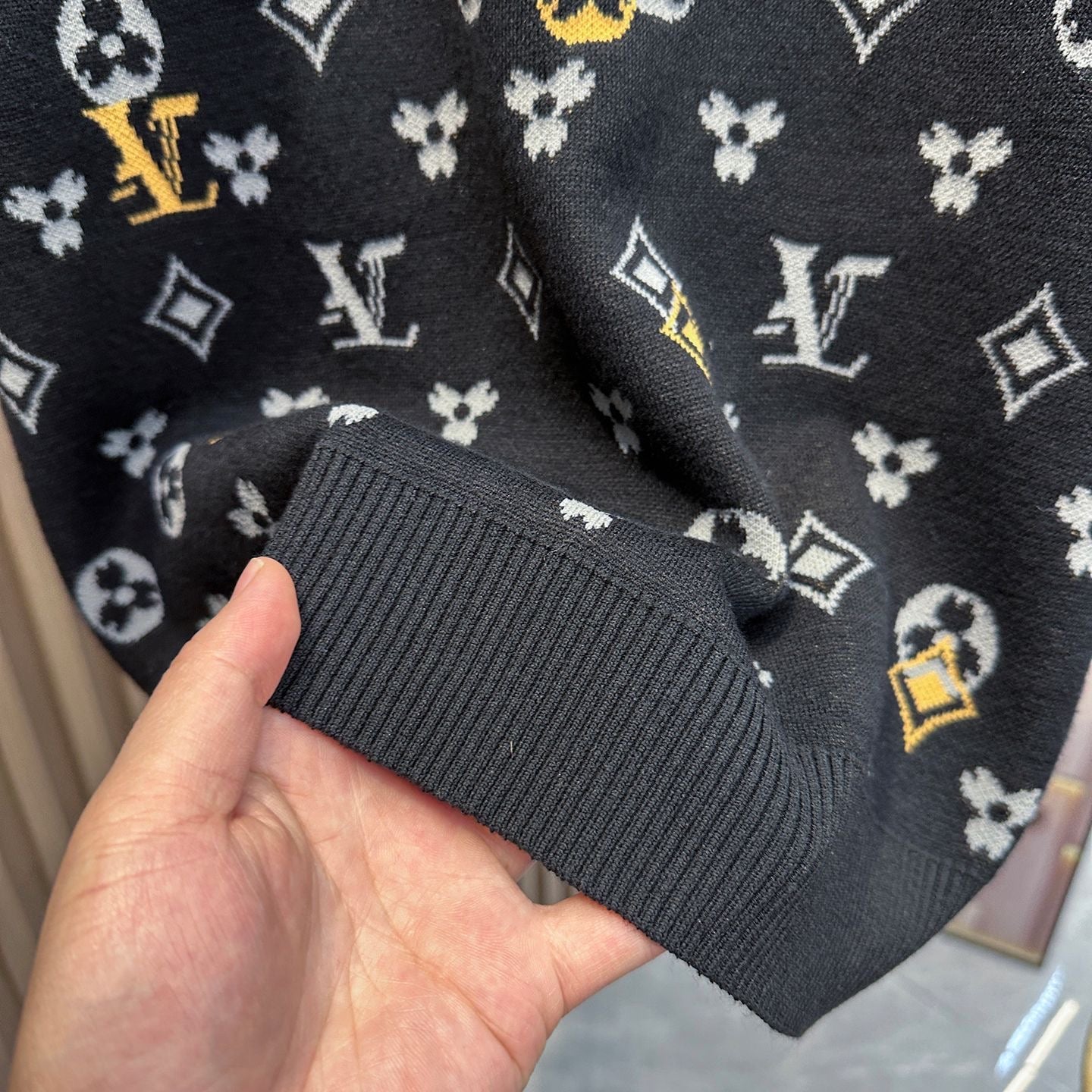 【#A352】Vintage All-Over Geometric Jacquard Knit Polo Tee, Unisex Thin Collared Breathable Casual Top