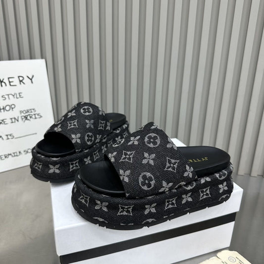 【#A371】Vintage Floral Jacquard Denim Platform Slides, Women Elevated Anti-Slip Outdoor Casual Sandals