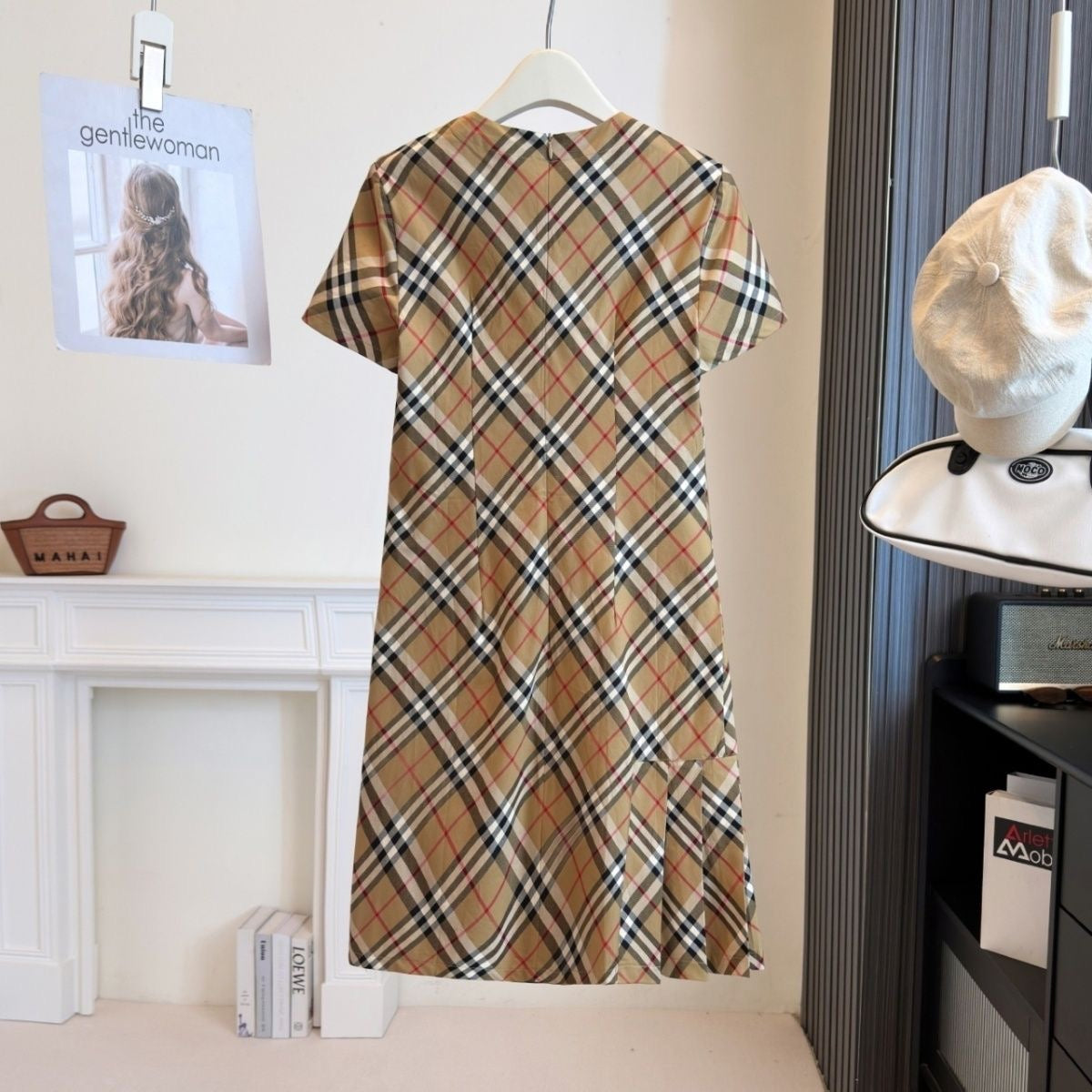 【#A381】Vintage Classic Plaid Crew Neck Short Sleeve Dress, Women Pleated Hem Loose Straight Commuter Midi Dress