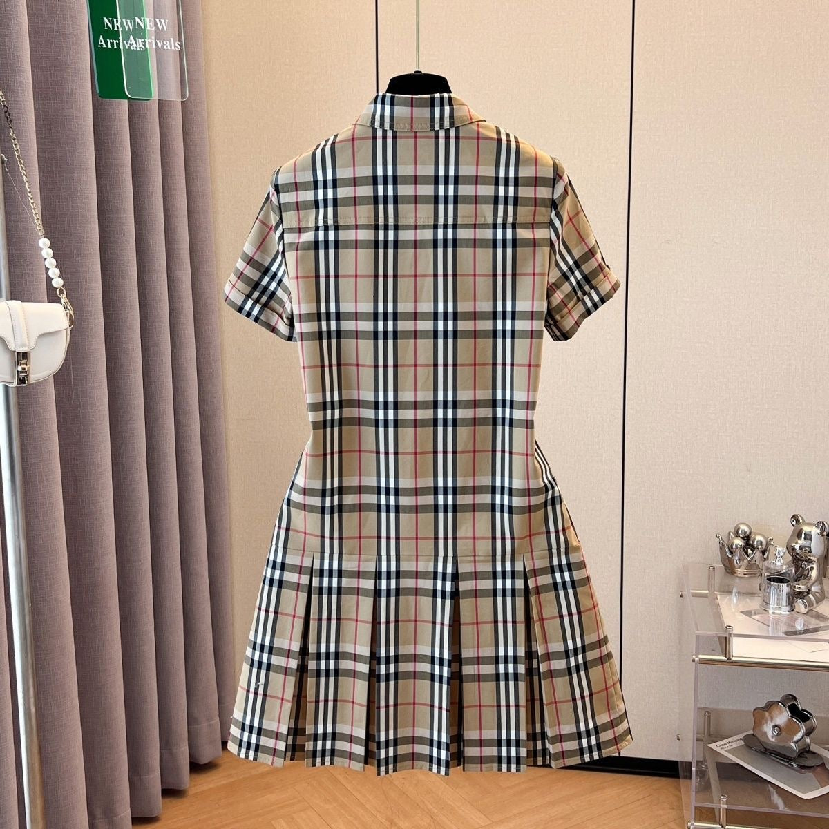【#A383】Classic Vintage Plaid Collared Shirt Pleated Mini Dress, Women Short Sleeve Slim Commuter Dress