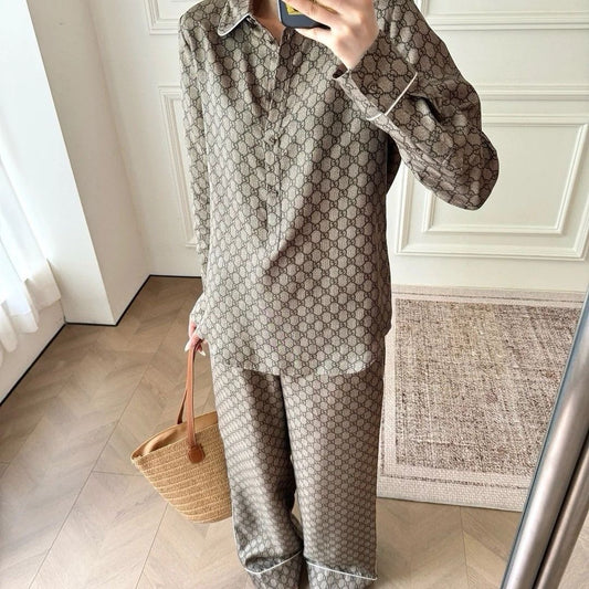 【#A393】Vintage All Over Rhombus Print Ice Silk Pajama Set, Collar Half Placket Long Sleeve Wide Leg Pants Unisex Loungewear