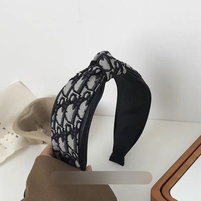 【#A409】Vintage All Over Jacquard Twist Wide Headband, Luxury Spliced Leather Hair Accessory For Washing Face