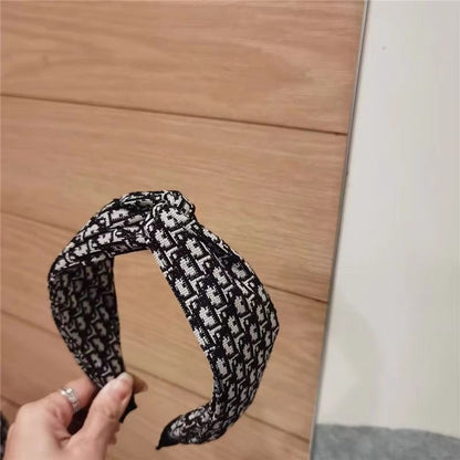 【#A409】Vintage All Over Jacquard Twist Wide Headband, Luxury Spliced Leather Hair Accessory For Washing Face
