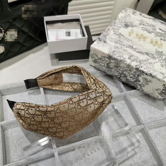 【#A409】Vintage All Over Jacquard Twist Wide Headband, Luxury Spliced Leather Hair Accessory For Washing Face