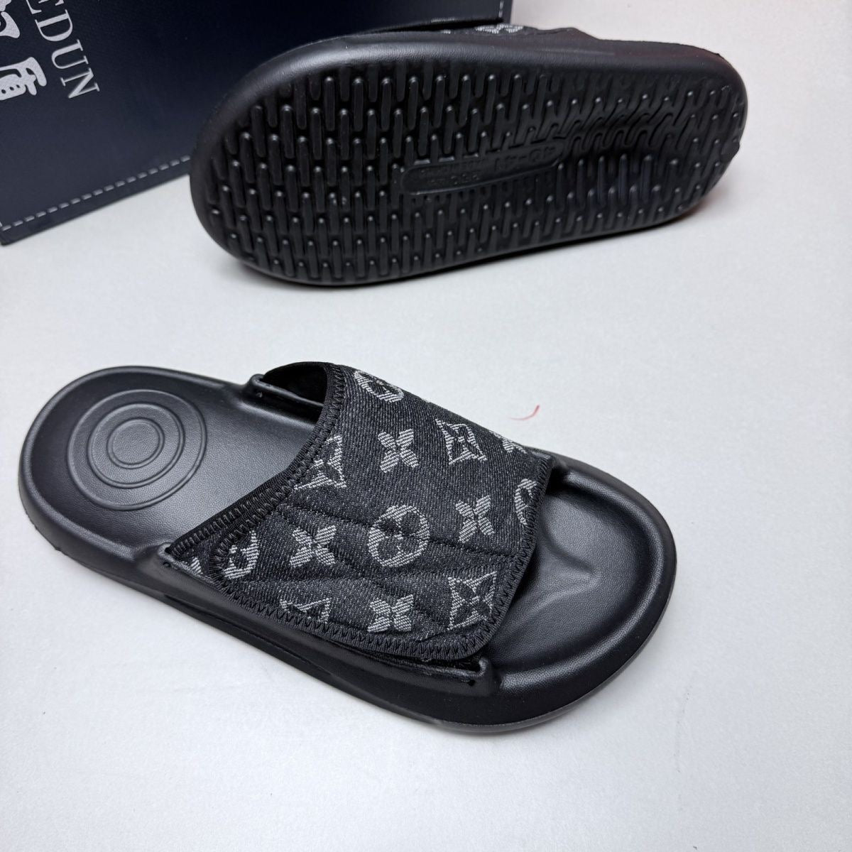 【#A470】Monogram Print Velcro Platform Slide Sandals, Unisex Summer Anti-slip Elevated Casual Slippers