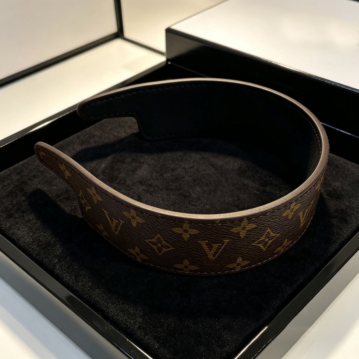 【#A500】Vintage Floral Print Wide Leather Headband For Women, Non-Slip Styling Hair Band
