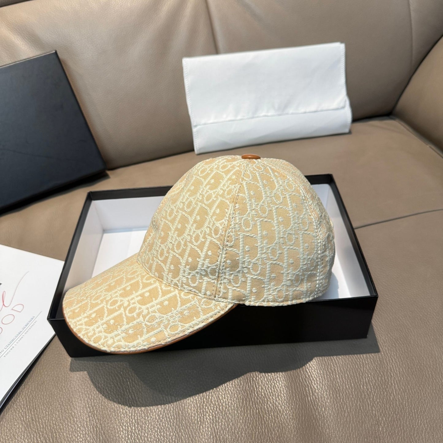 【#A504】Vintage Jacquard Print Baseball Cap, Breathable Sun Hat For Men & Women