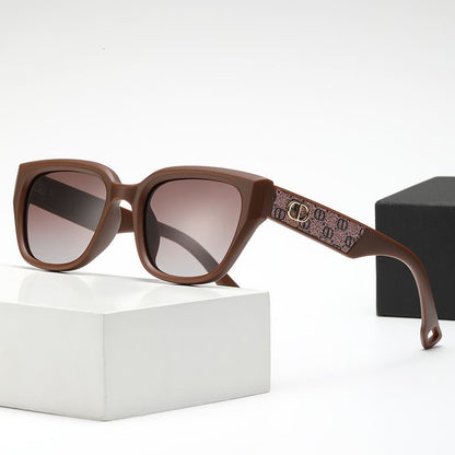 【#A529】Vintage Thick Frame Gradient Polarized Sunglasses, Textured Temple Slim Face UV Protection Shades