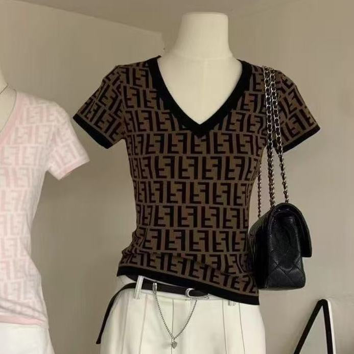 【#A550】Women Vintage All-Over Pattern V-Neck Fitted Knit Tee, Contrast Trim Slim Fit Short Thin Breathable Ice Silk Short Sleeve Top