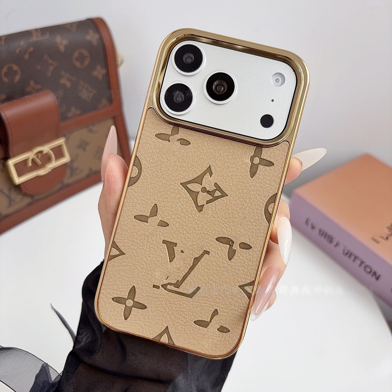 【#A568】Luxury Embossed Leather Phone Case With Gold Electroplated Frame Large Window Shockproof Cover For iPhone
