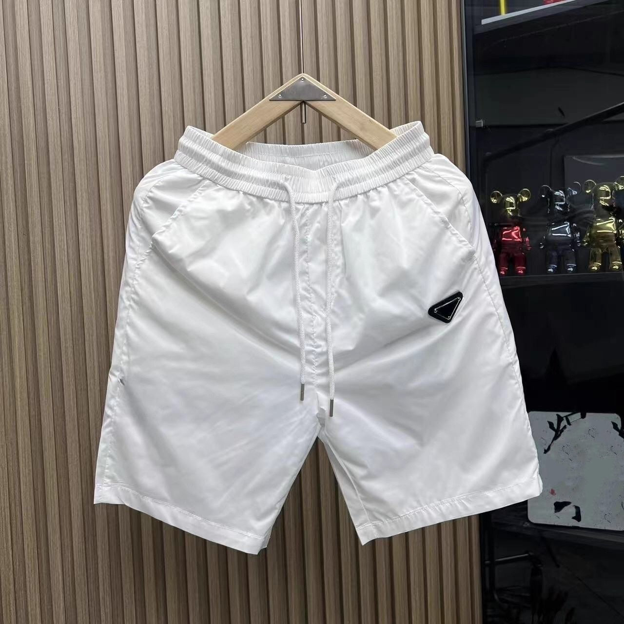 【#A574】Men's Triangle Logo Ice Silk Quick Dry Five-Point Shorts Loose Versatile Casual Beach Shorts