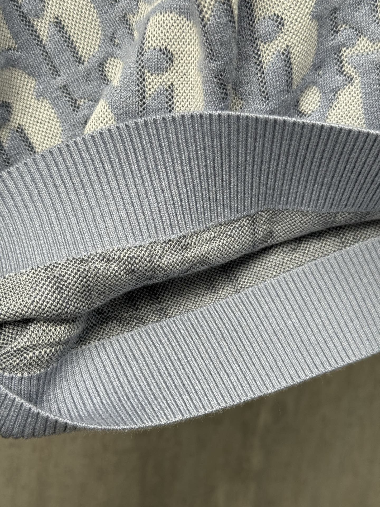 【#A586】Men's Crew Neck Knit Short Sleeve Top With All Over Jacquard Print, Thin Breathable Casual Knit Tee