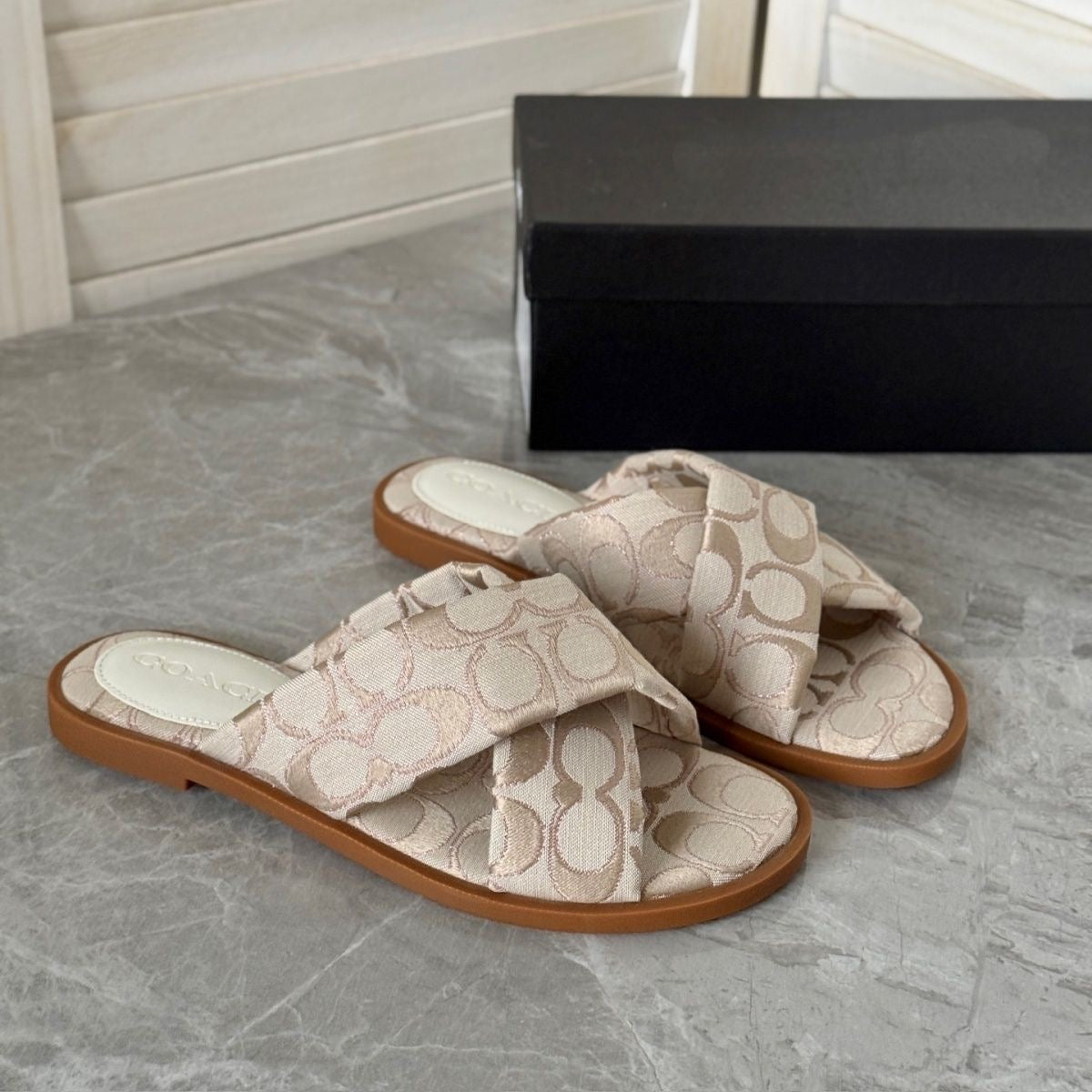 【#A588】Women's Vintage All Over Print Cross Strap Flat Slide Sandals, Casual Outdoor Slip On Slippers For Vacation